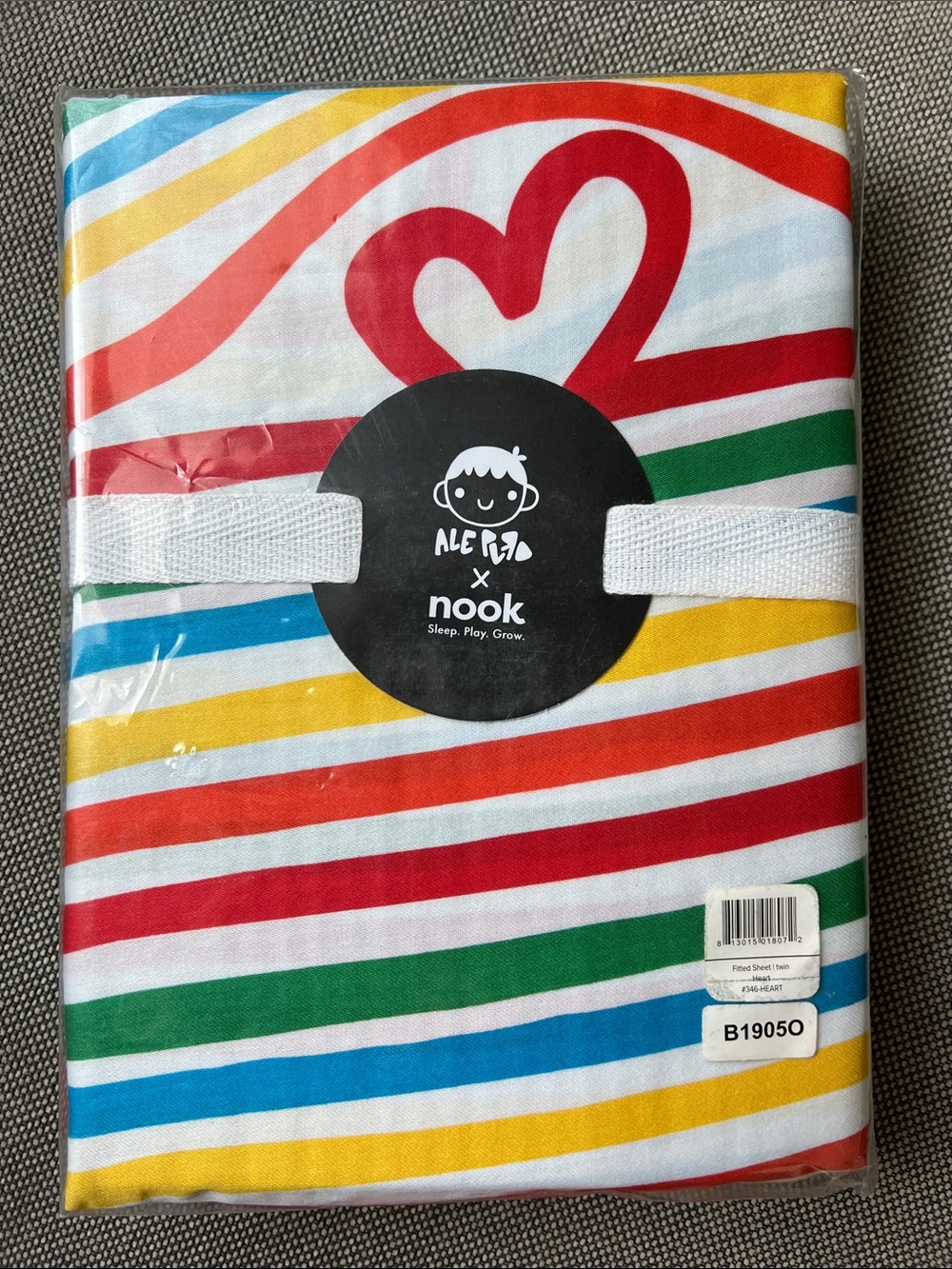 Ale Puro + Nook Organic Cotton Twin Fitted Sheet Rainbow Heart- NWT